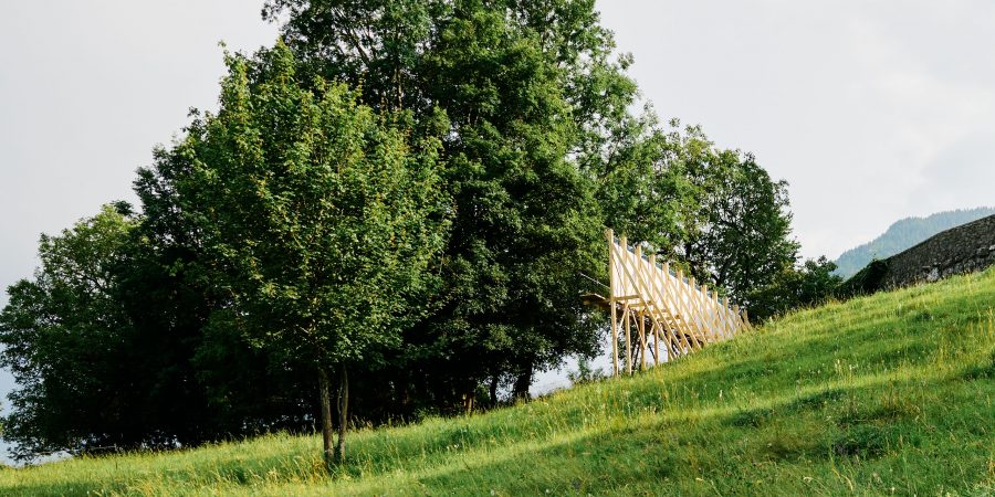 La cabane est un belvédère et un capteur de brouillard